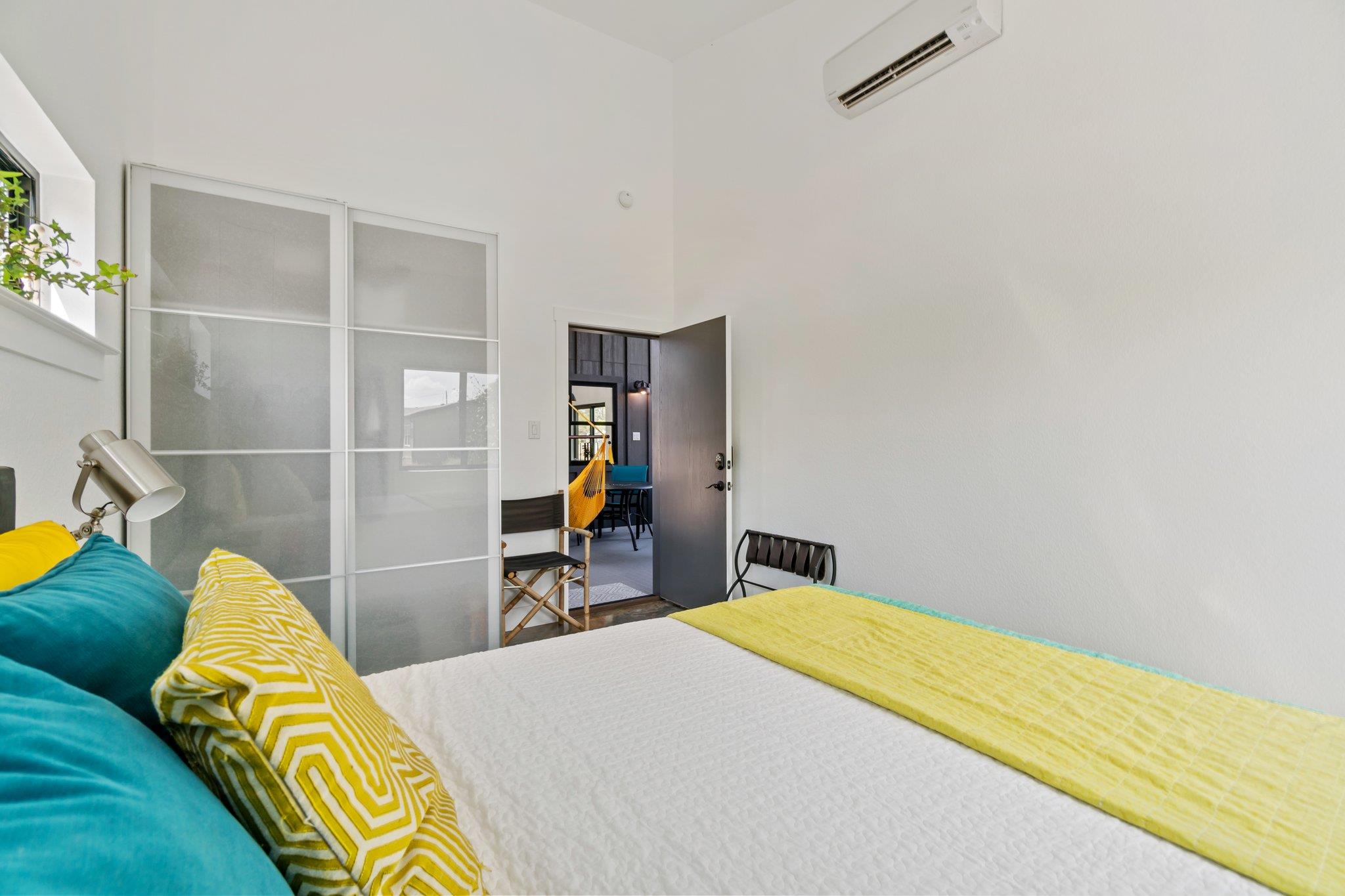 359 Big Bow, Smithville, TX 78957