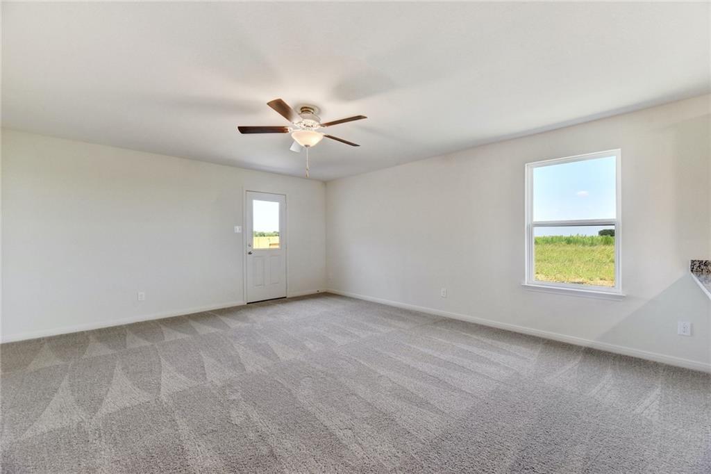 100 Dupont Pass, Jarrell, TX 76537