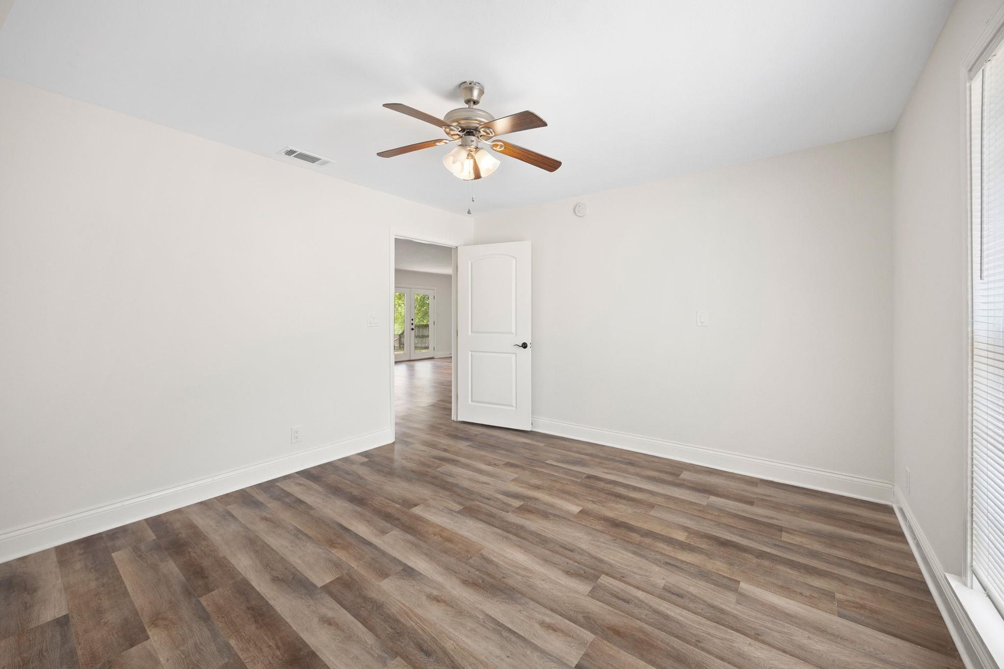 2904 Northeast Dr, Austin, TX 78723