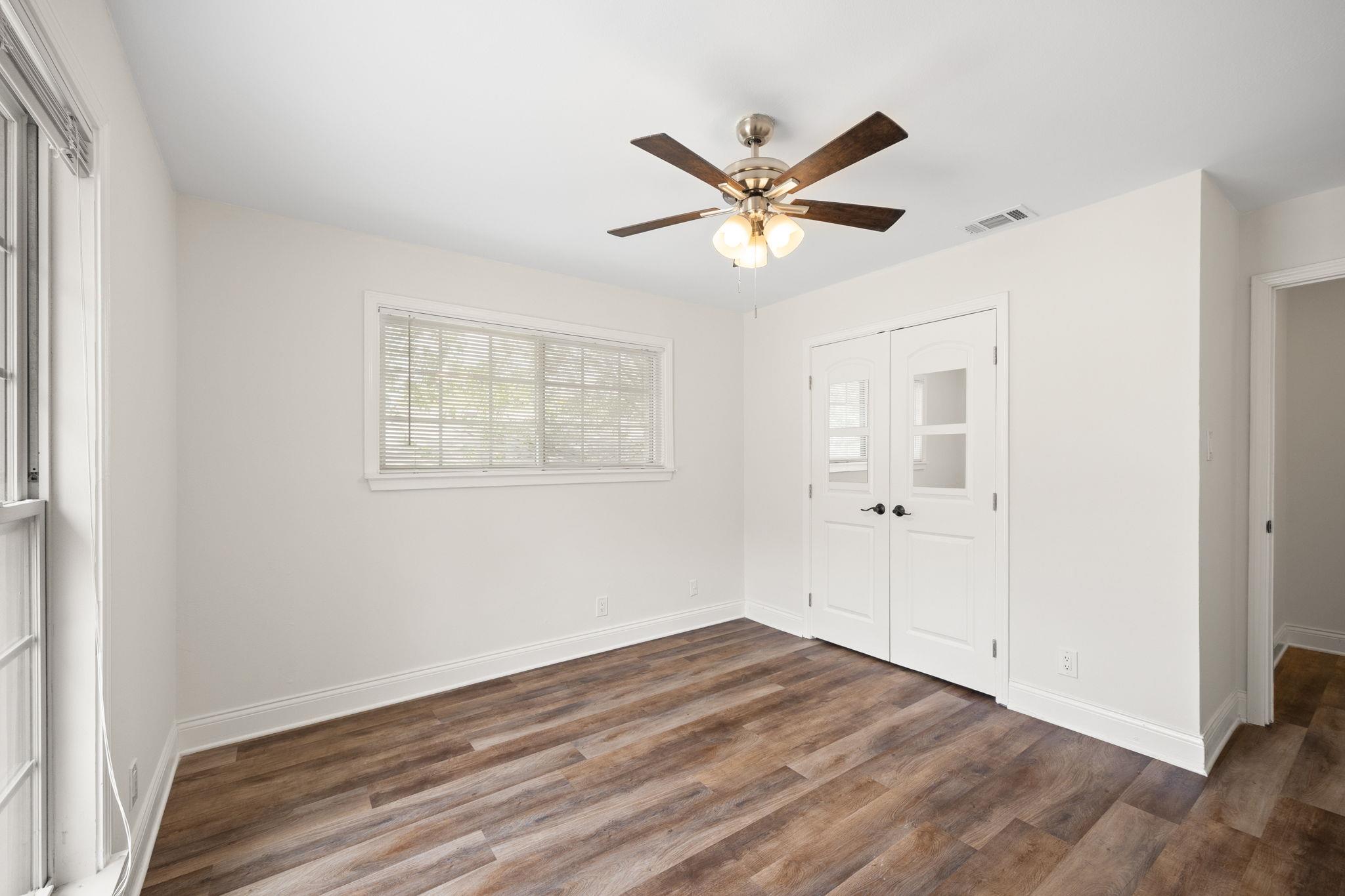 2904 Northeast Dr, Austin, TX 78723