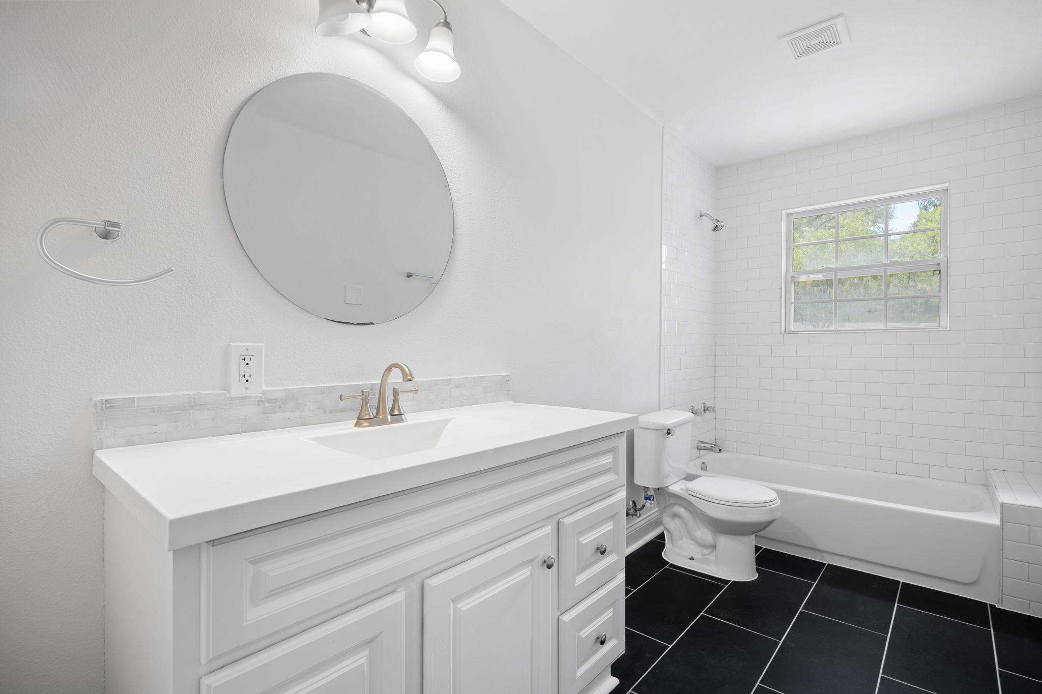 2904 Northeast Dr, Austin, TX 78723