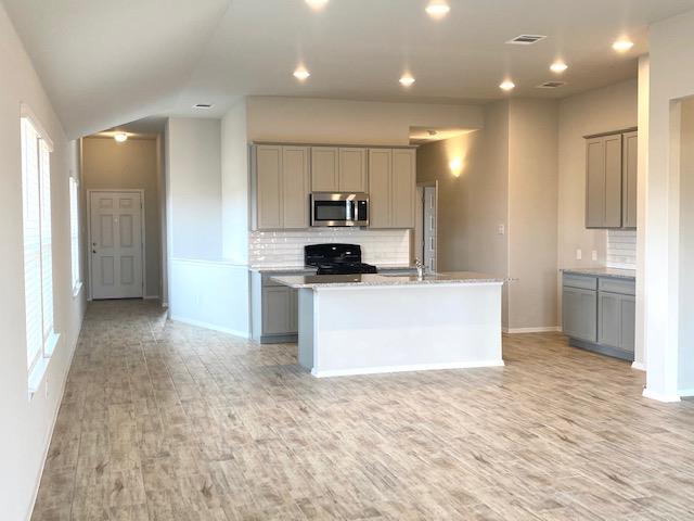 132 Trailside Ln, Bastrop, TX 78602