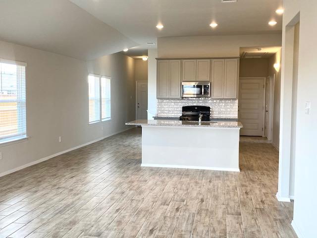 132 Trailside Ln, Bastrop, TX 78602