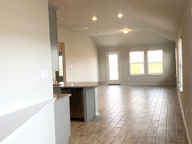 132 Trailside Ln, Bastrop, TX 78602