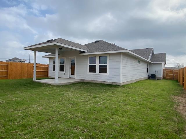 132 Trailside Ln, Bastrop, TX 78602