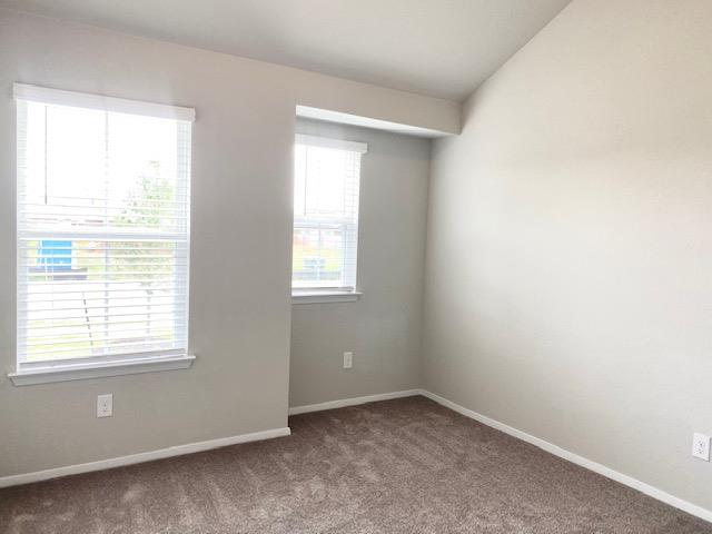 132 Trailside Ln, Bastrop, TX 78602