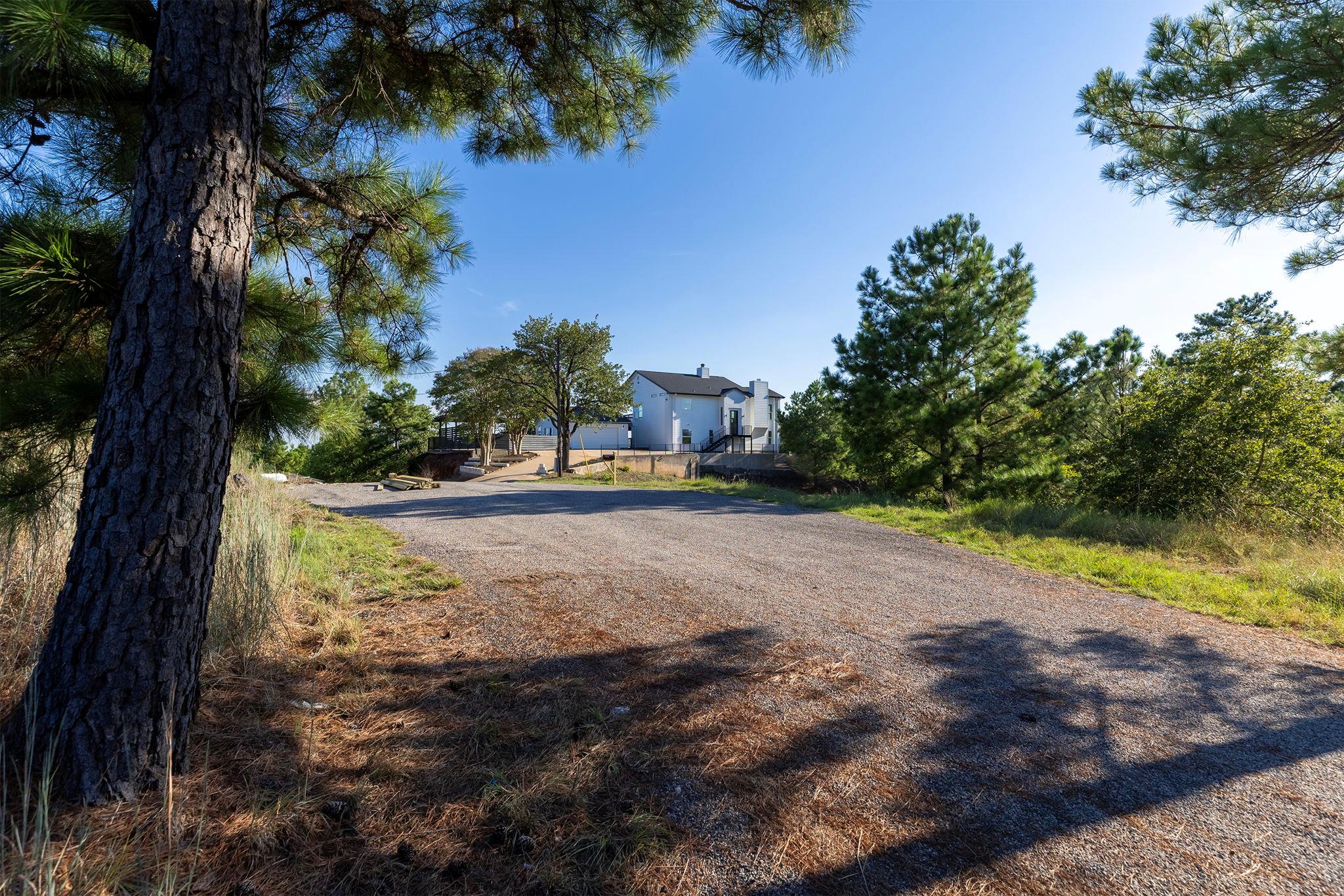 106 Koolua Dr, Bastrop, TX 78602