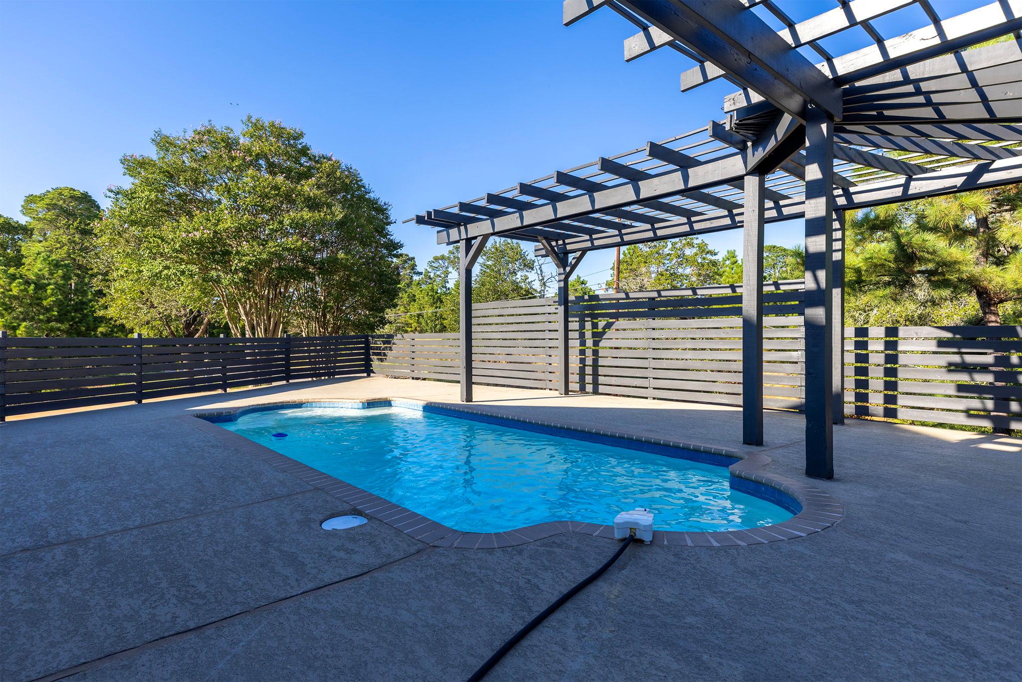 106 Koolua Dr, Bastrop, TX 78602