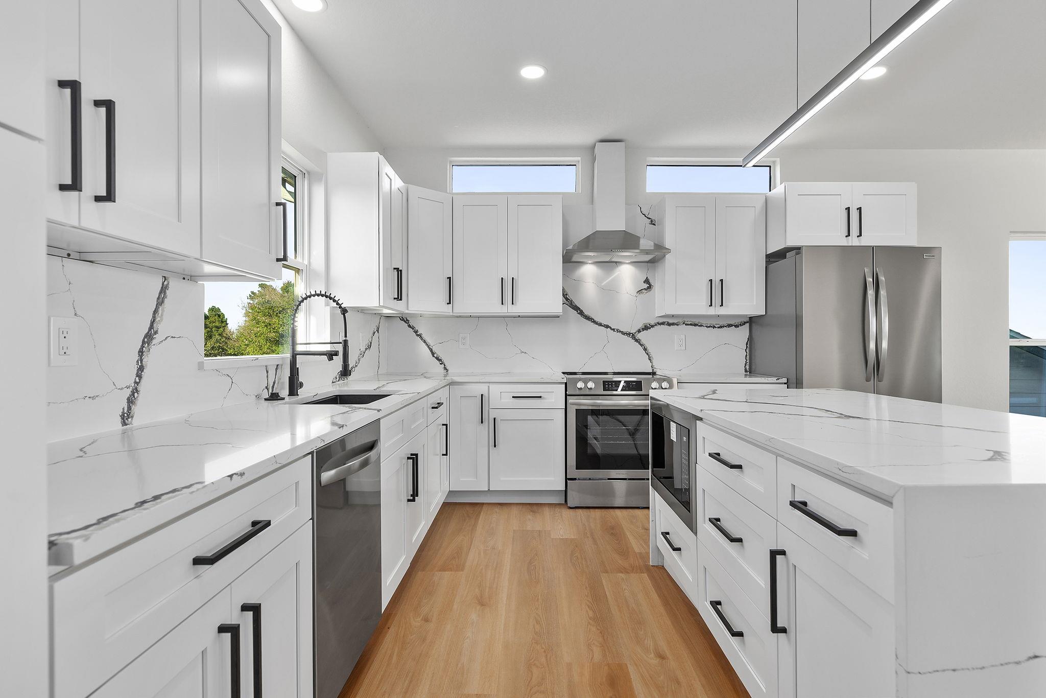 106 Koolua Dr, Bastrop, TX 78602