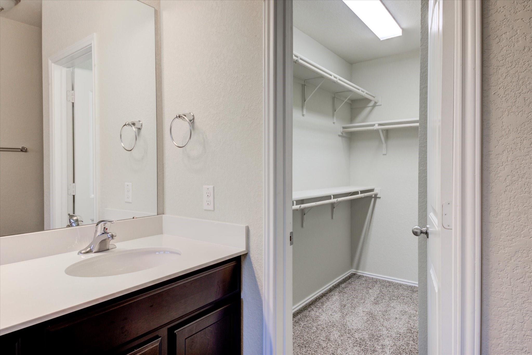 403 Kyra Ln, Taylor, TX 76574