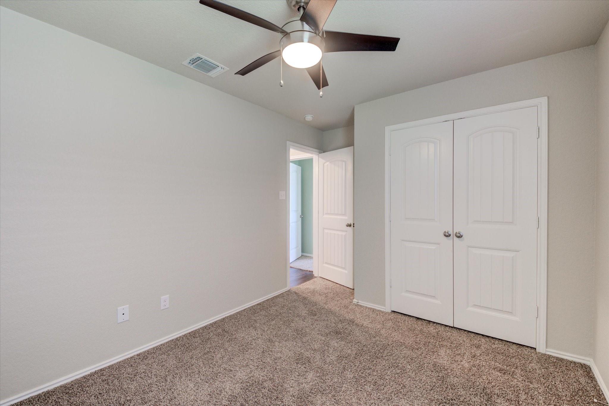 403 Kyra Ln, Taylor, TX 76574