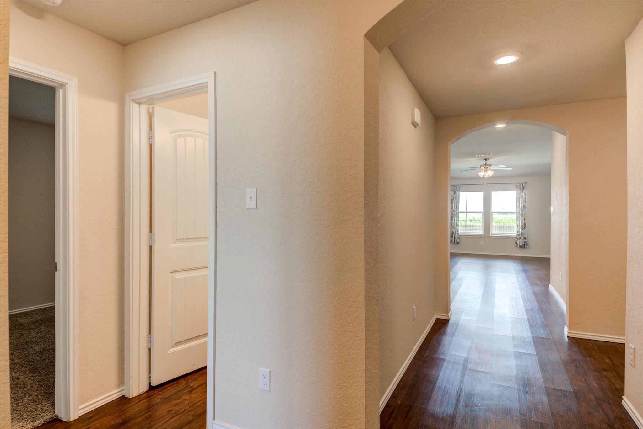 403 Kyra Ln, Taylor, TX 76574