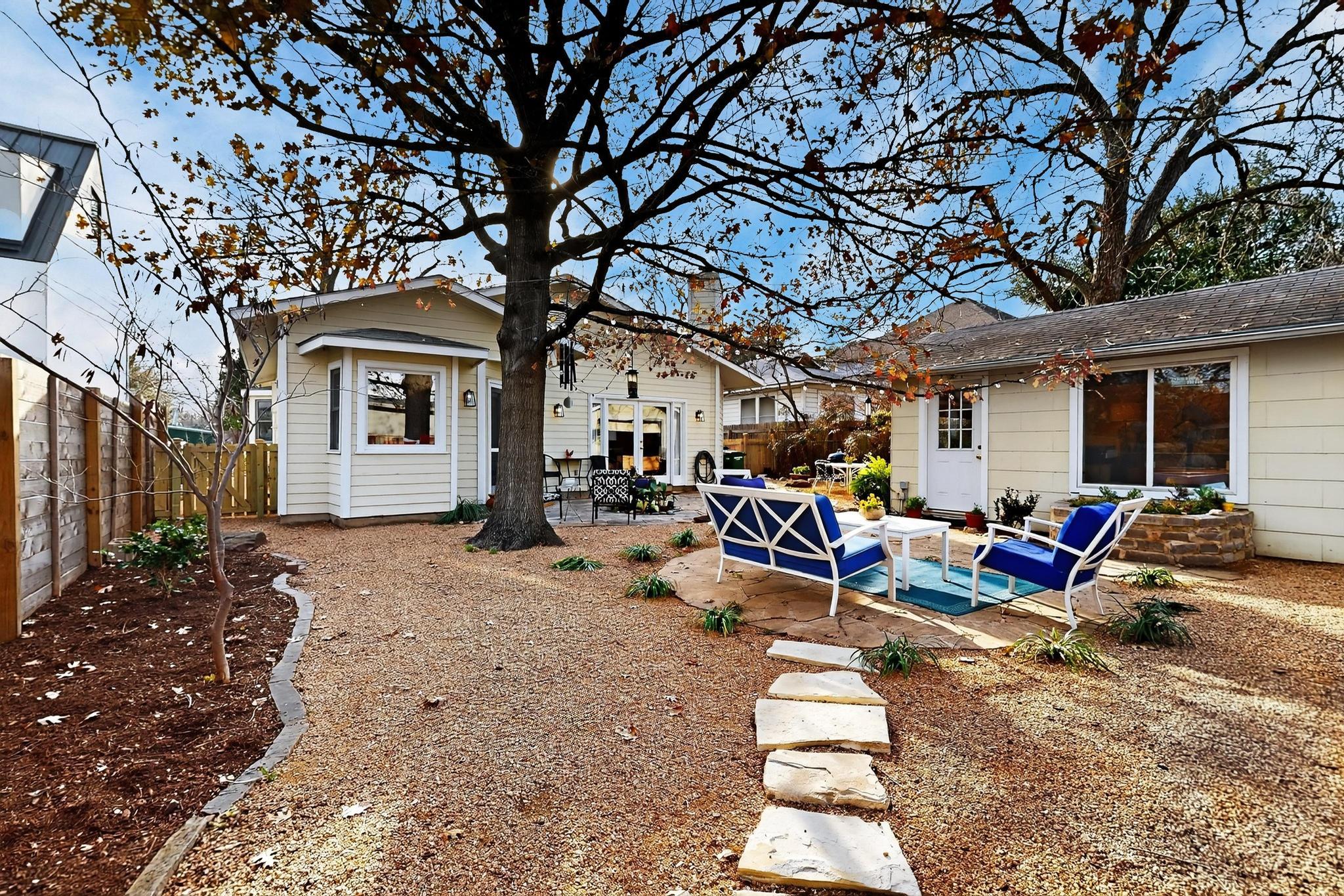 1906 Collier St, Austin, TX 78704