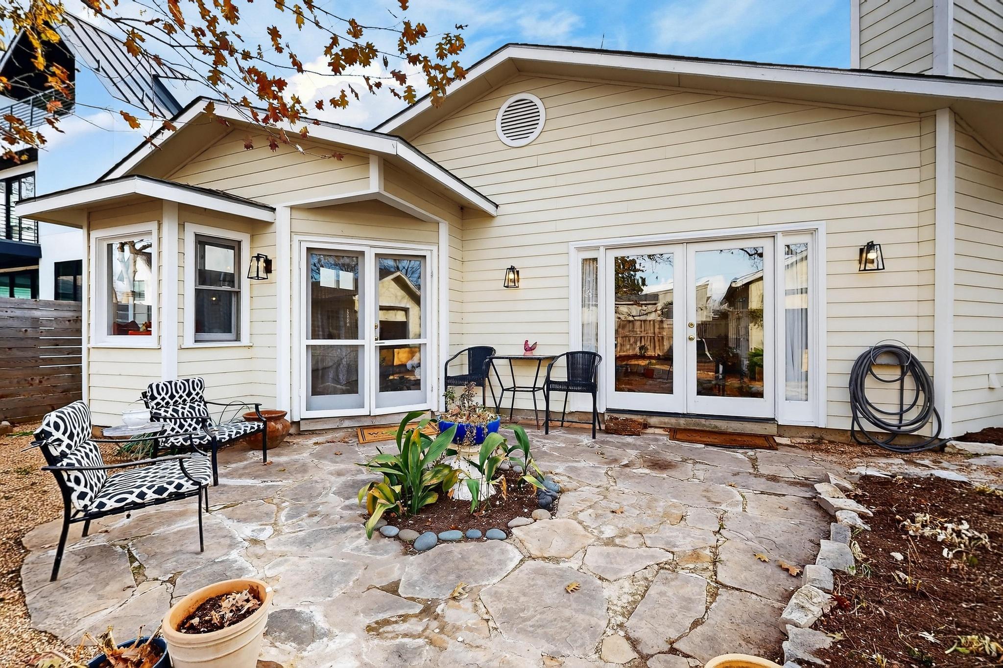 1906 Collier St, Austin, TX 78704