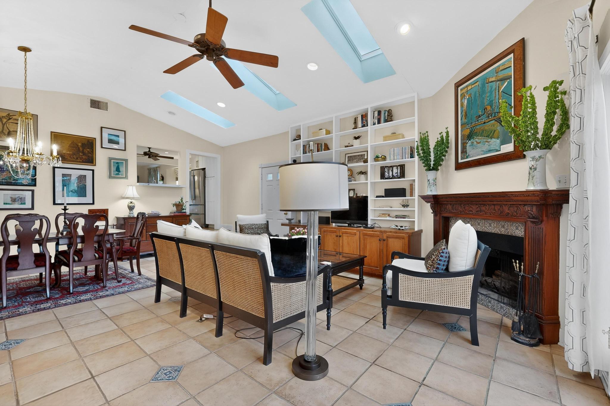 1906 Collier St, Austin, TX 78704