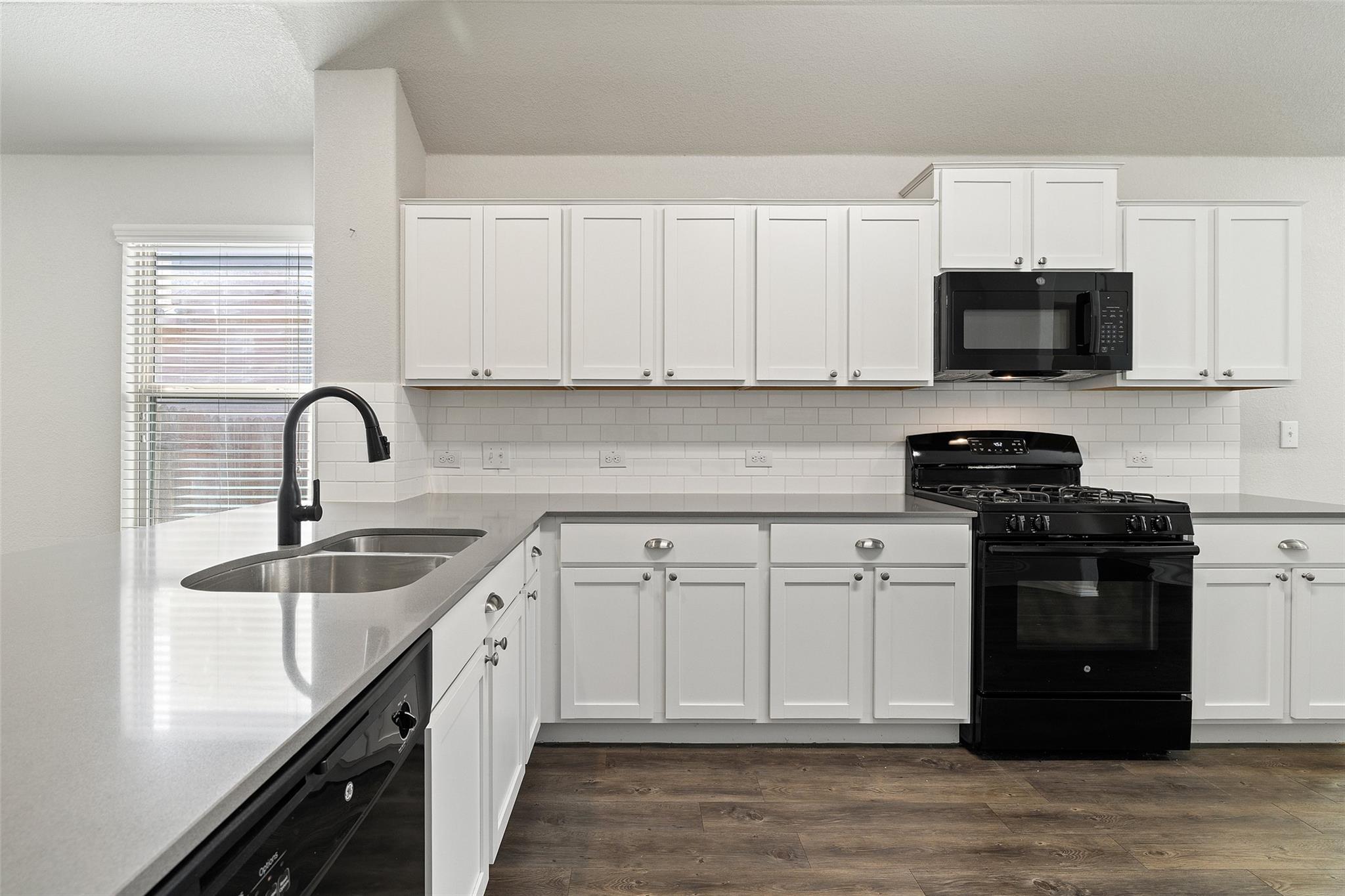 5812 Kennedy St, Austin, TX 78747