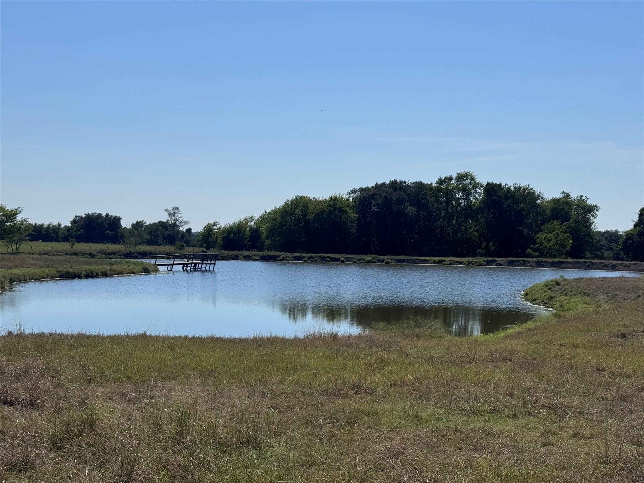 939 Knape Rd, La Grange, TX 78945