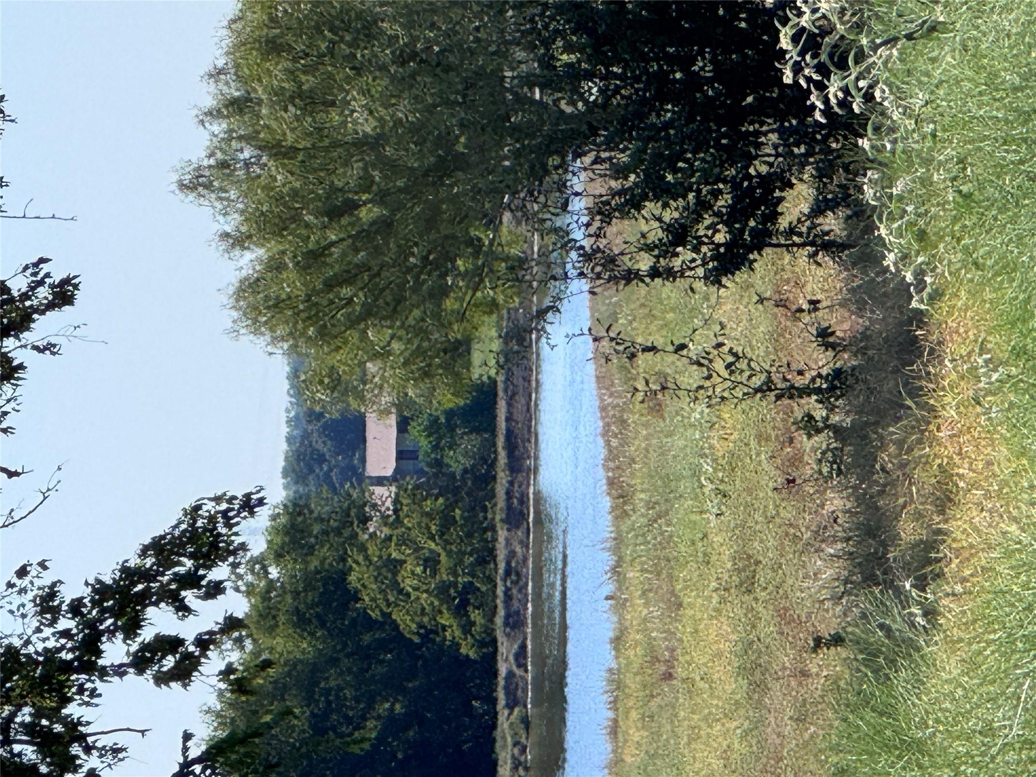 939 Knape Rd, La Grange, TX 78945