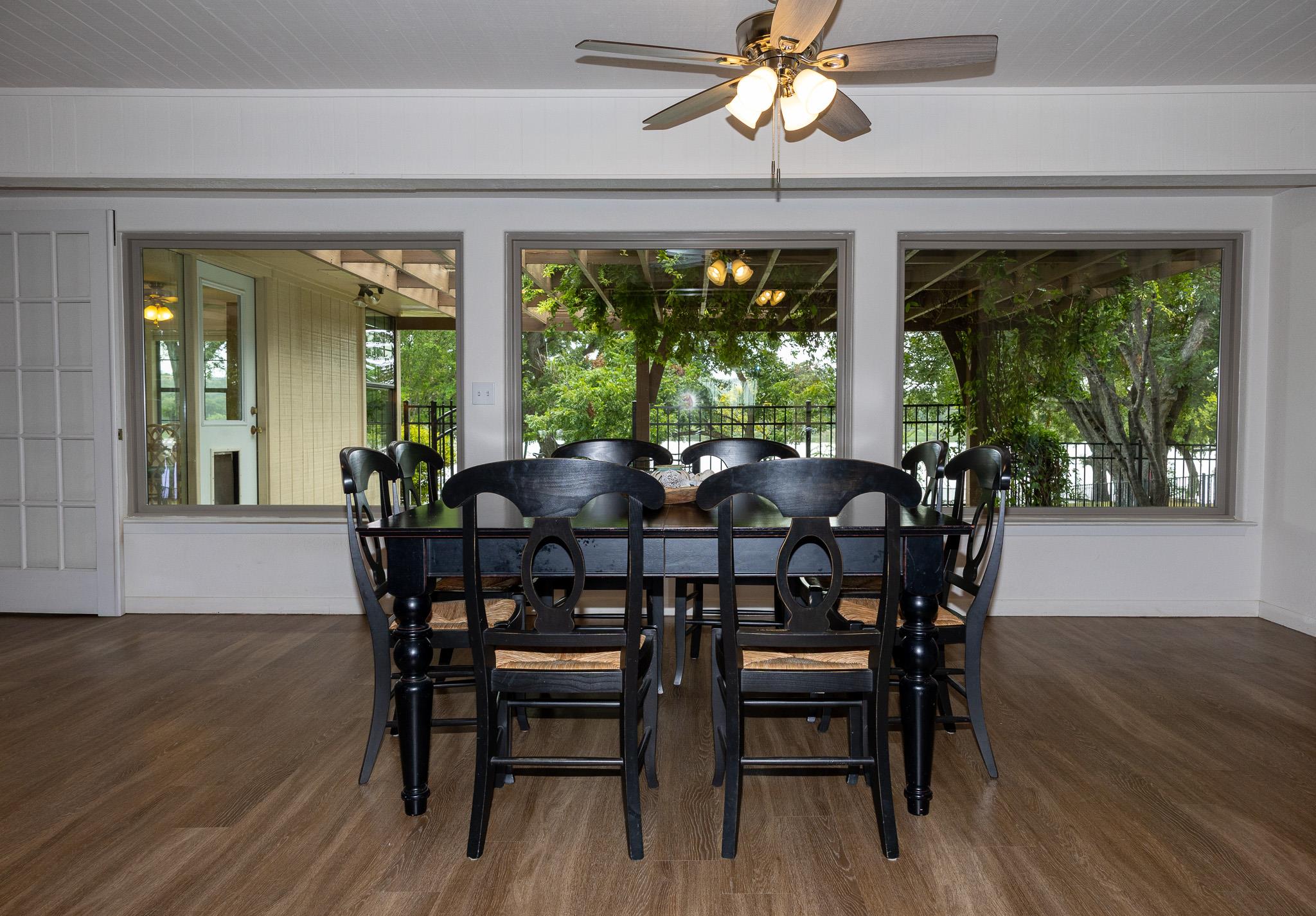 1214 Pecan Dr, Marble Falls, TX 78654