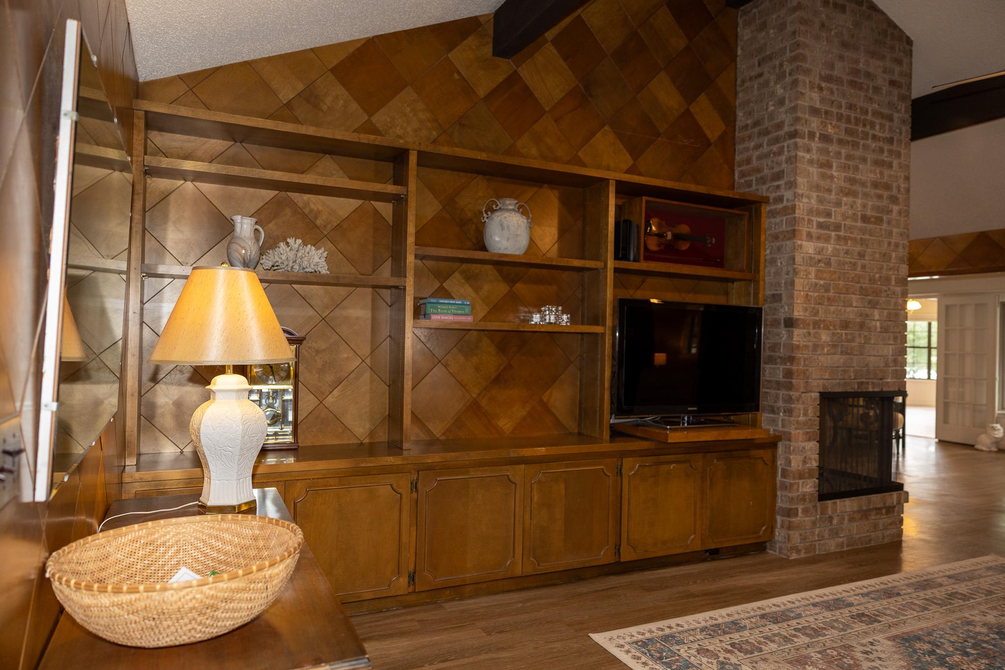 1214 Pecan Dr, Marble Falls, TX 78654