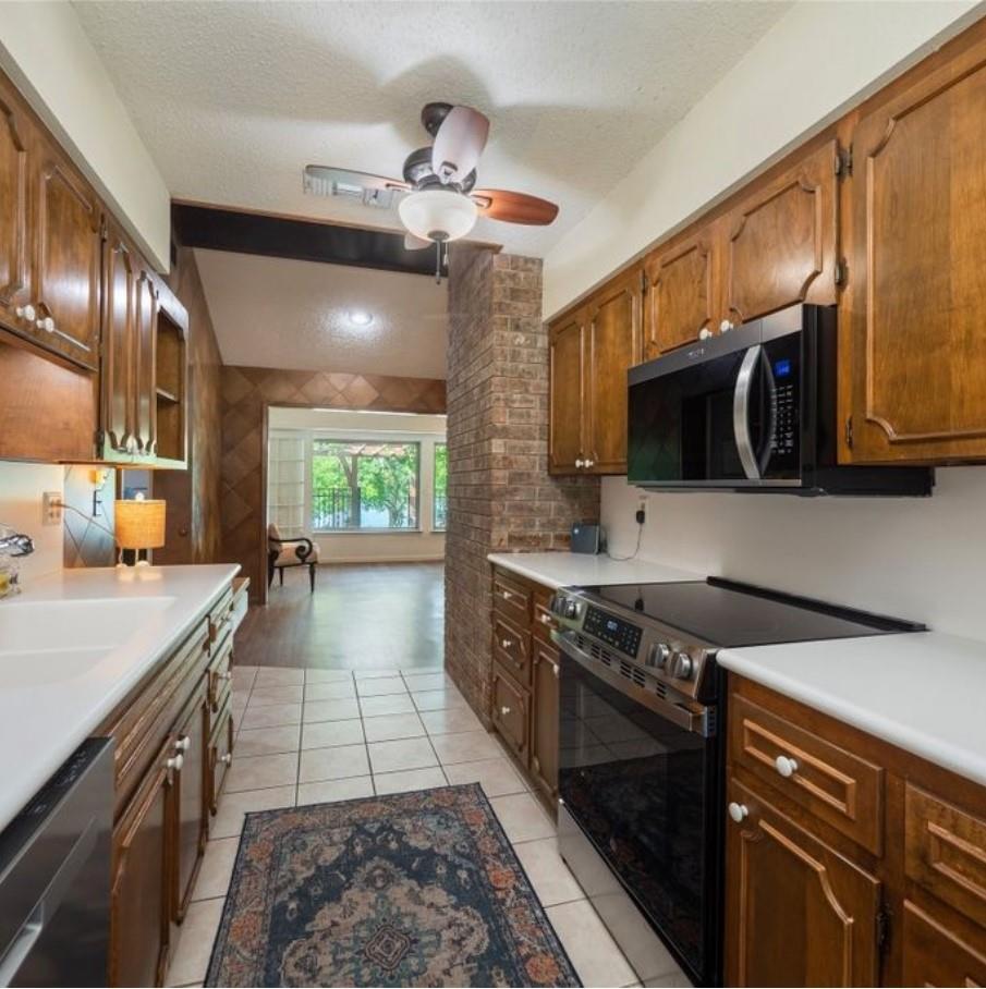 1214 Pecan Dr, Marble Falls, TX 78654