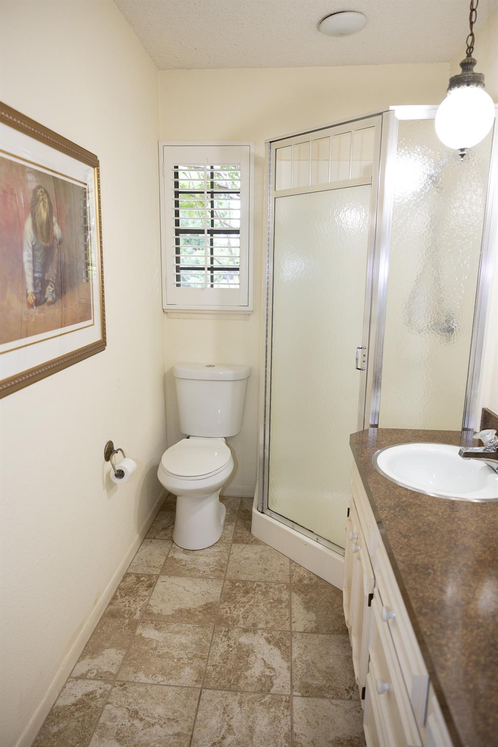 1214 Pecan Dr, Marble Falls, TX 78654