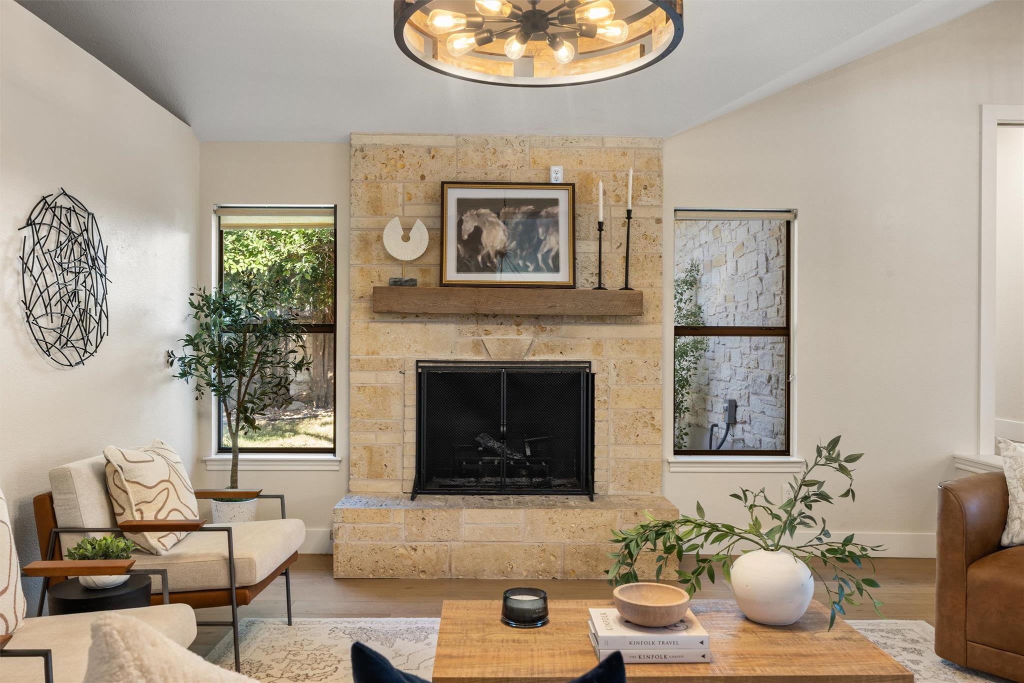 108 Schooner Dr, Lakeway, TX 78738