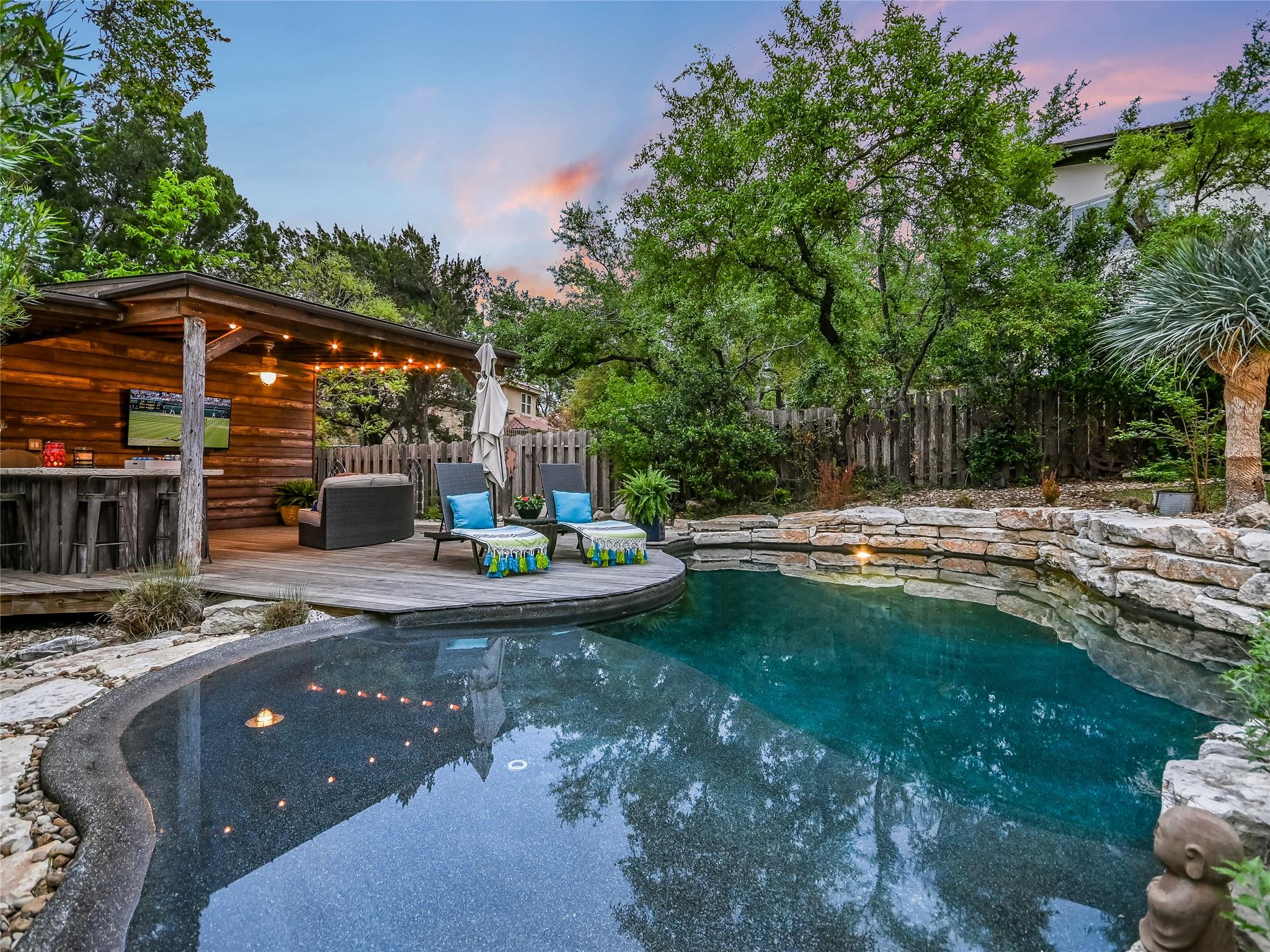 108 Schooner Dr, Lakeway, TX 78738