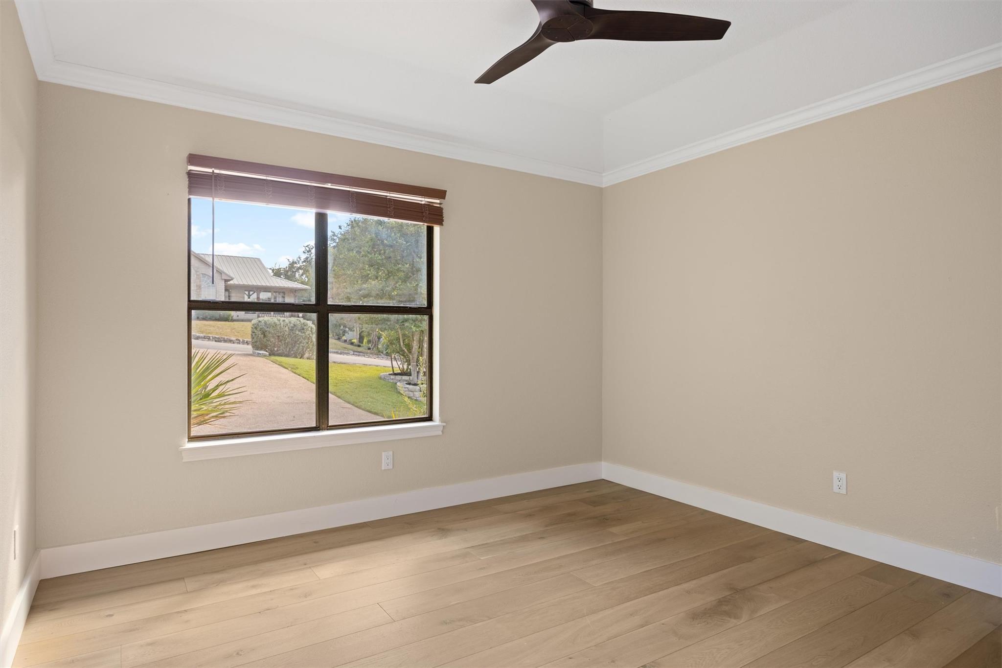 108 Schooner Dr, Lakeway, TX 78738