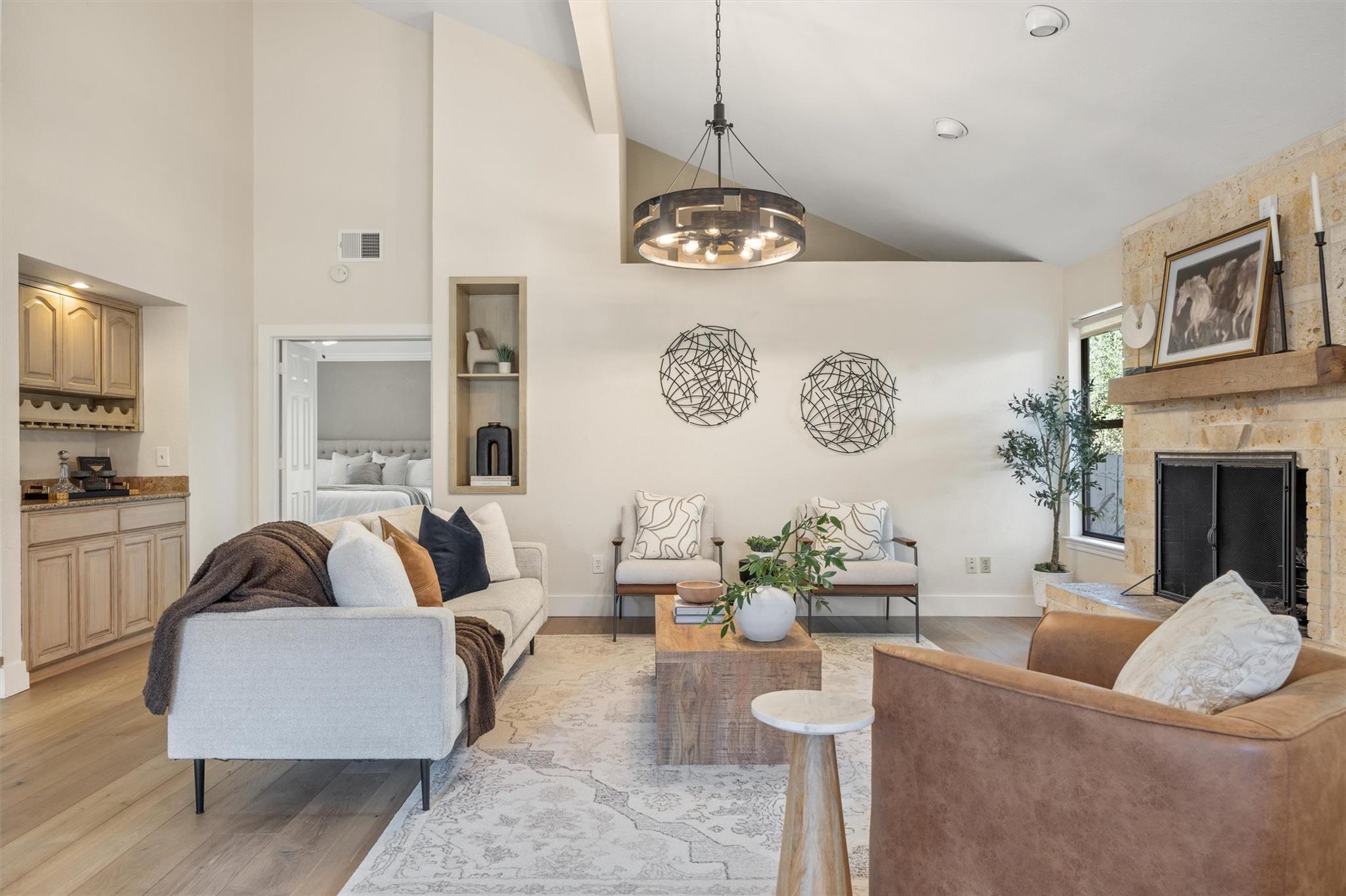 108 Schooner Dr, Lakeway, TX 78738