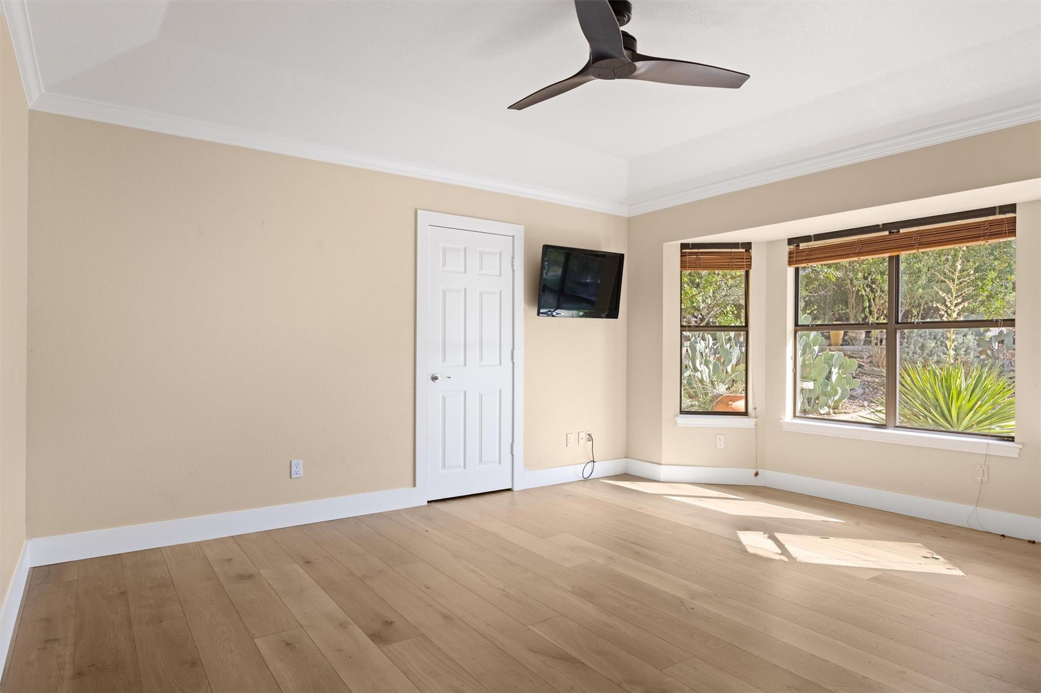 108 Schooner Dr, Lakeway, TX 78738