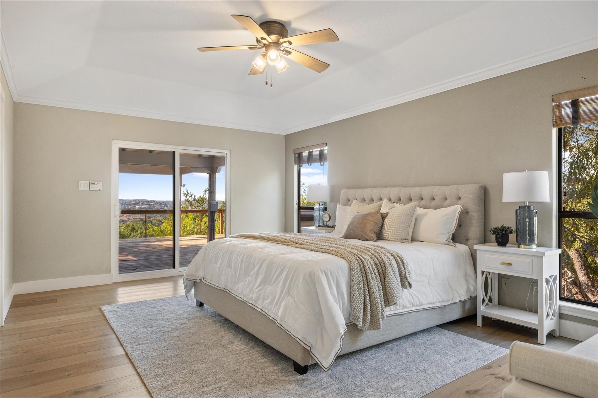 108 Schooner Dr, Lakeway, TX 78738