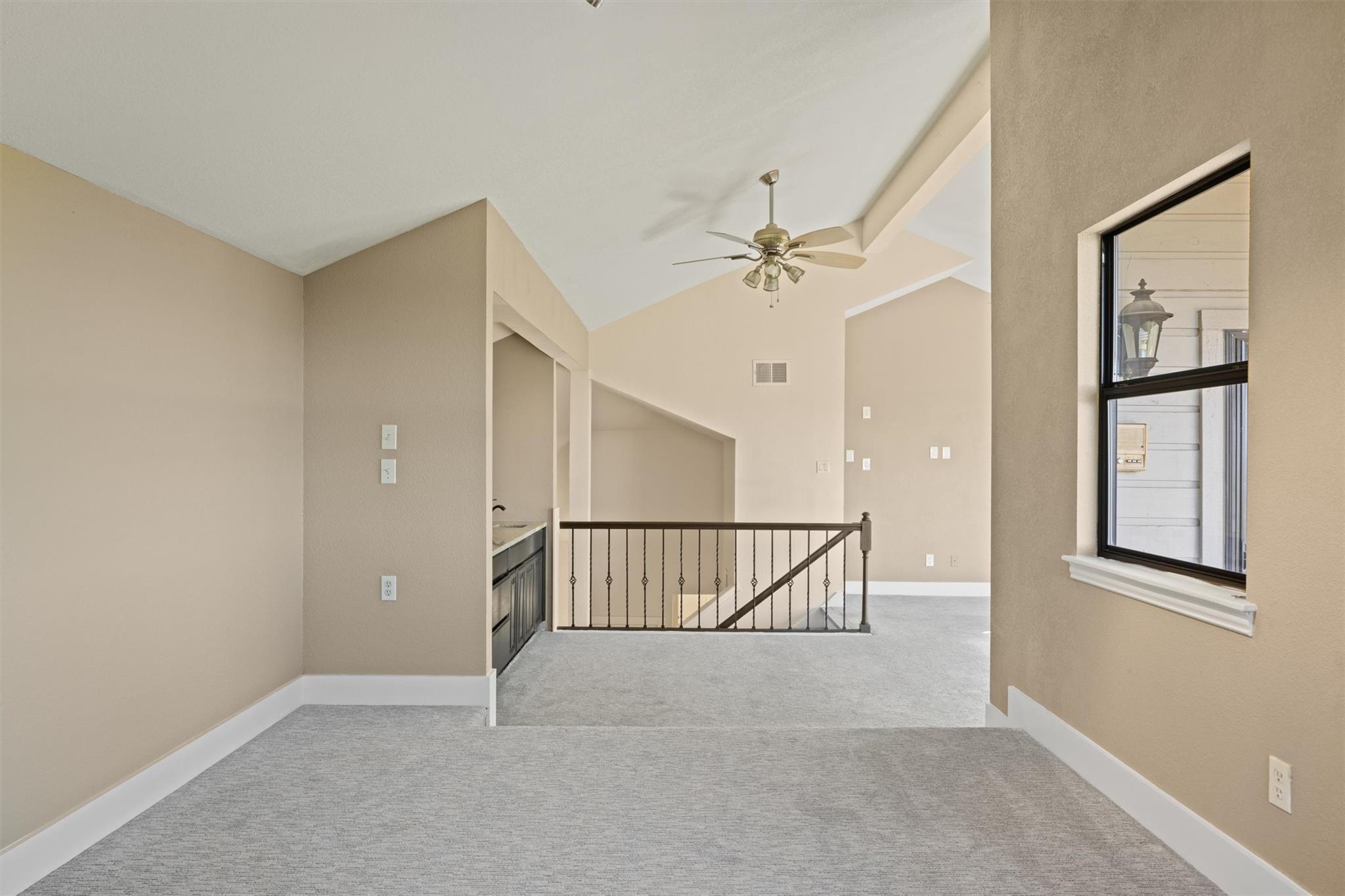 108 Schooner Dr, Lakeway, TX 78738