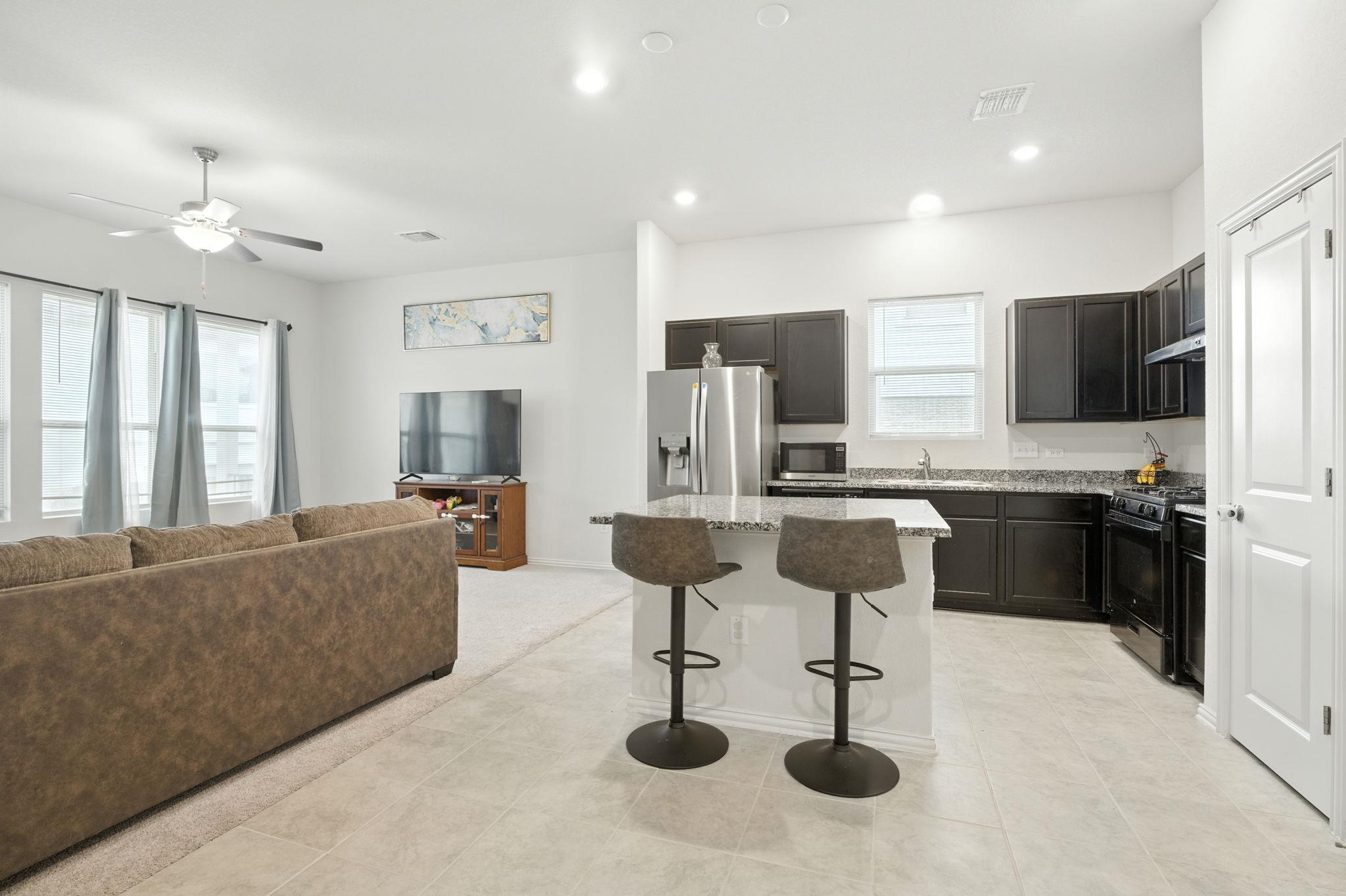 12704 Bloomington Dr # 143, Austin, TX 78748