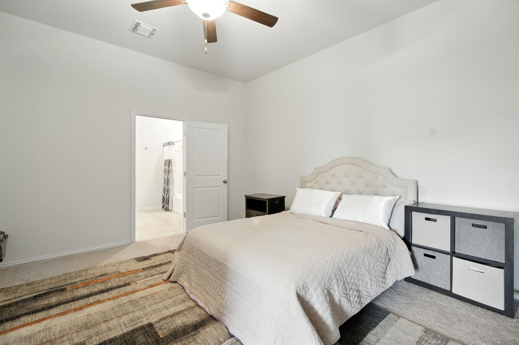 12704 Bloomington Dr # 143, Austin, TX 78748