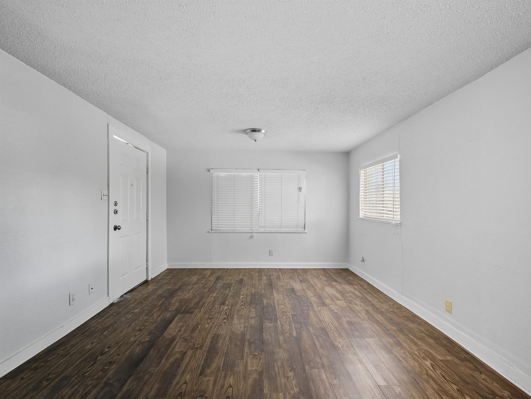 2205 Coleto St, Austin, TX 78722