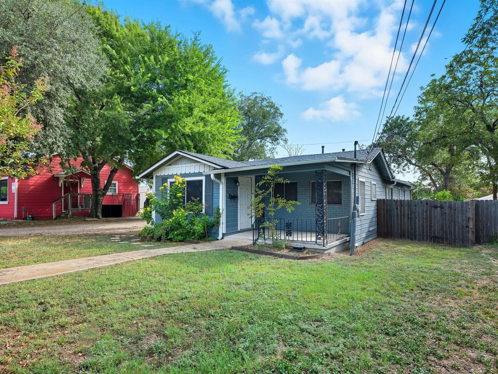 2205 Coleto St, Austin, TX 78722
