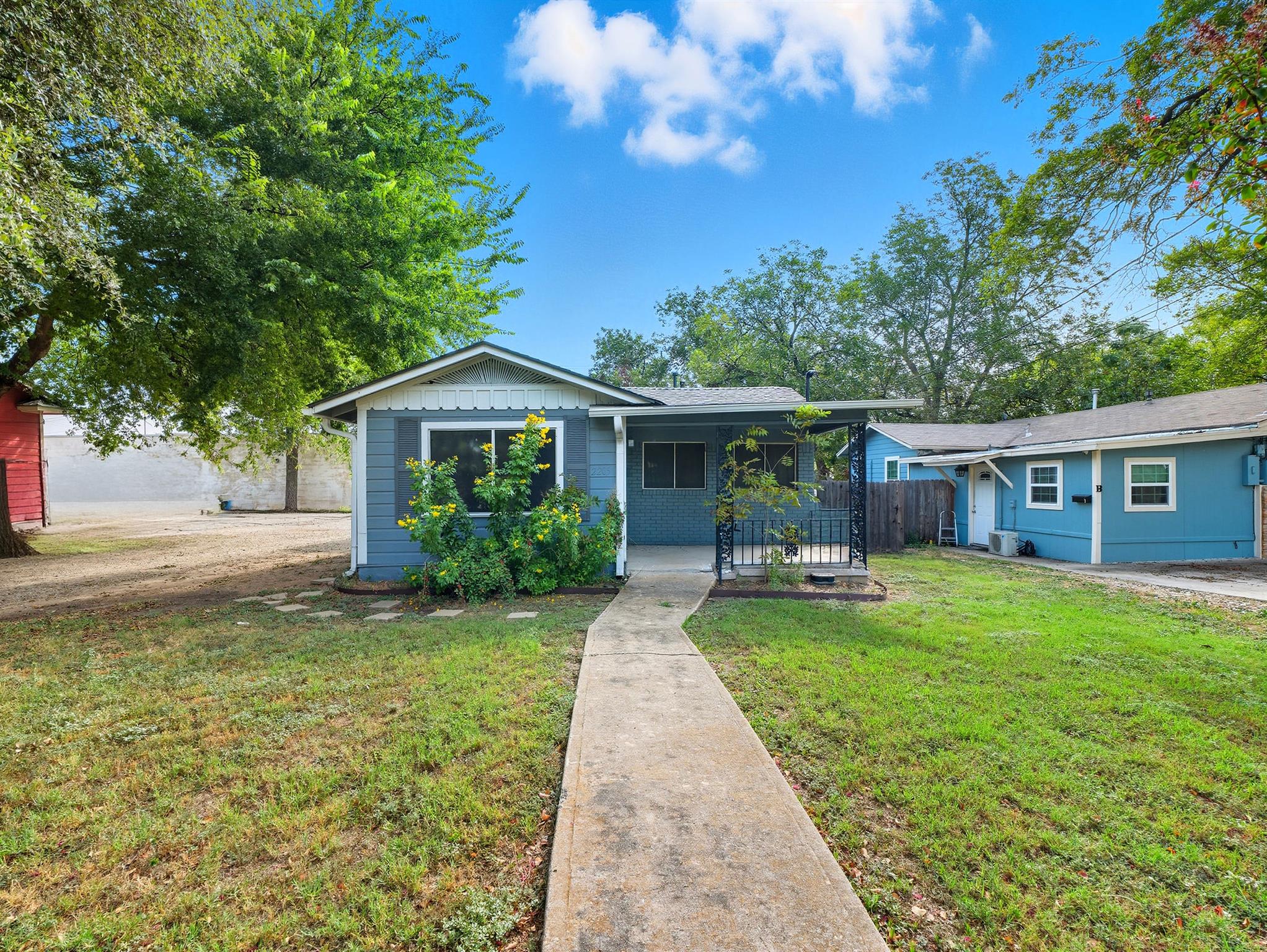2205 Coleto St, Austin, TX 78722