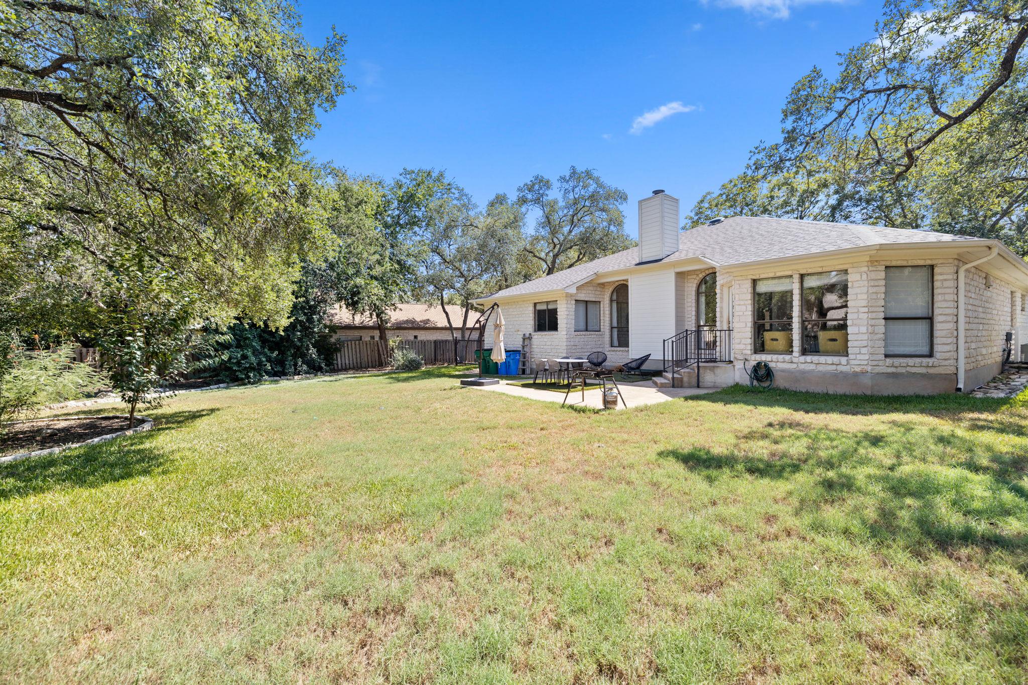 103 Ajuga Ct, Lakeway, TX 78734