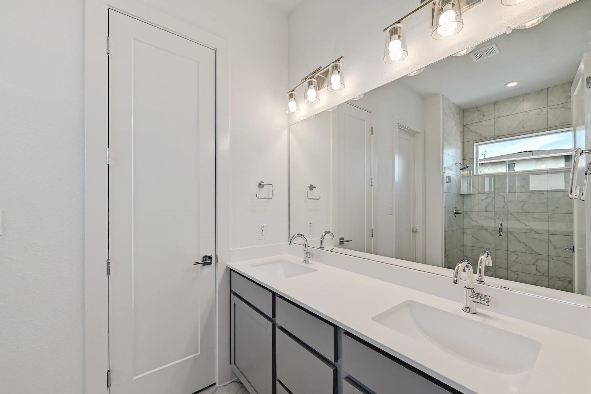 2050 Lohmans Spur # 1801, Lakeway, TX 78734