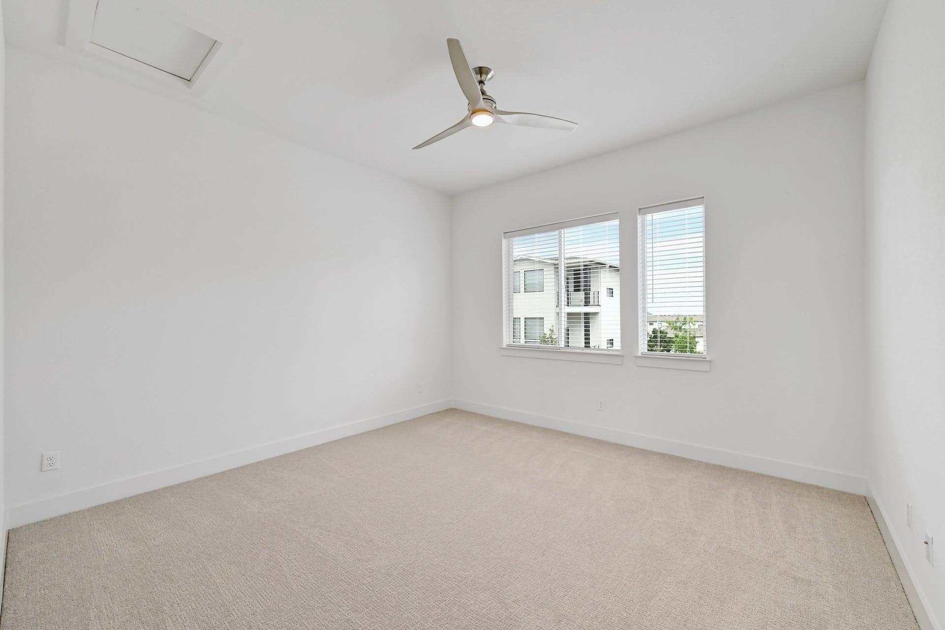 2050 Lohmans Spur # 1801, Lakeway, TX 78734