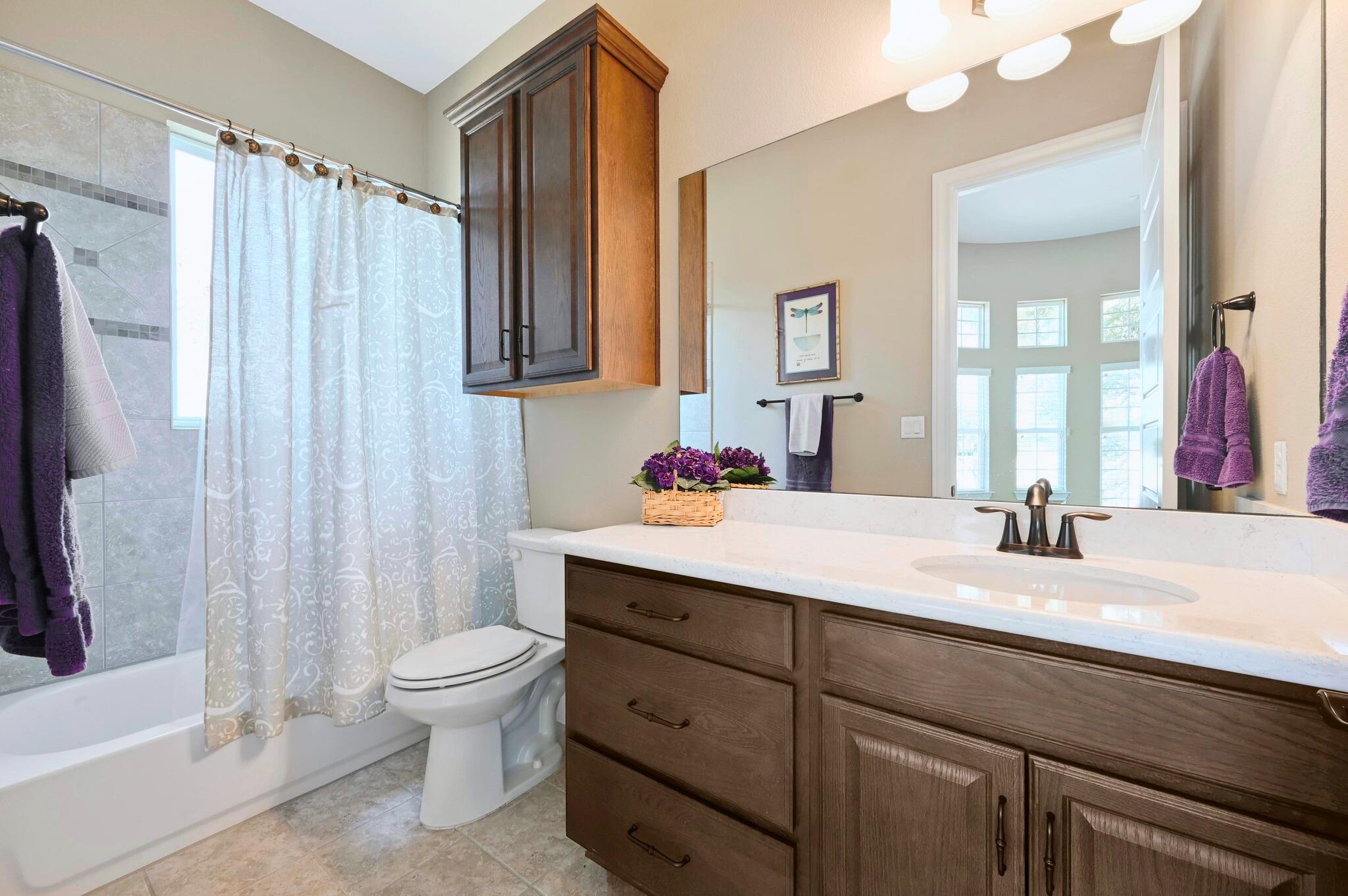 114 Hazelnut Ct, Driftwood, TX 78619