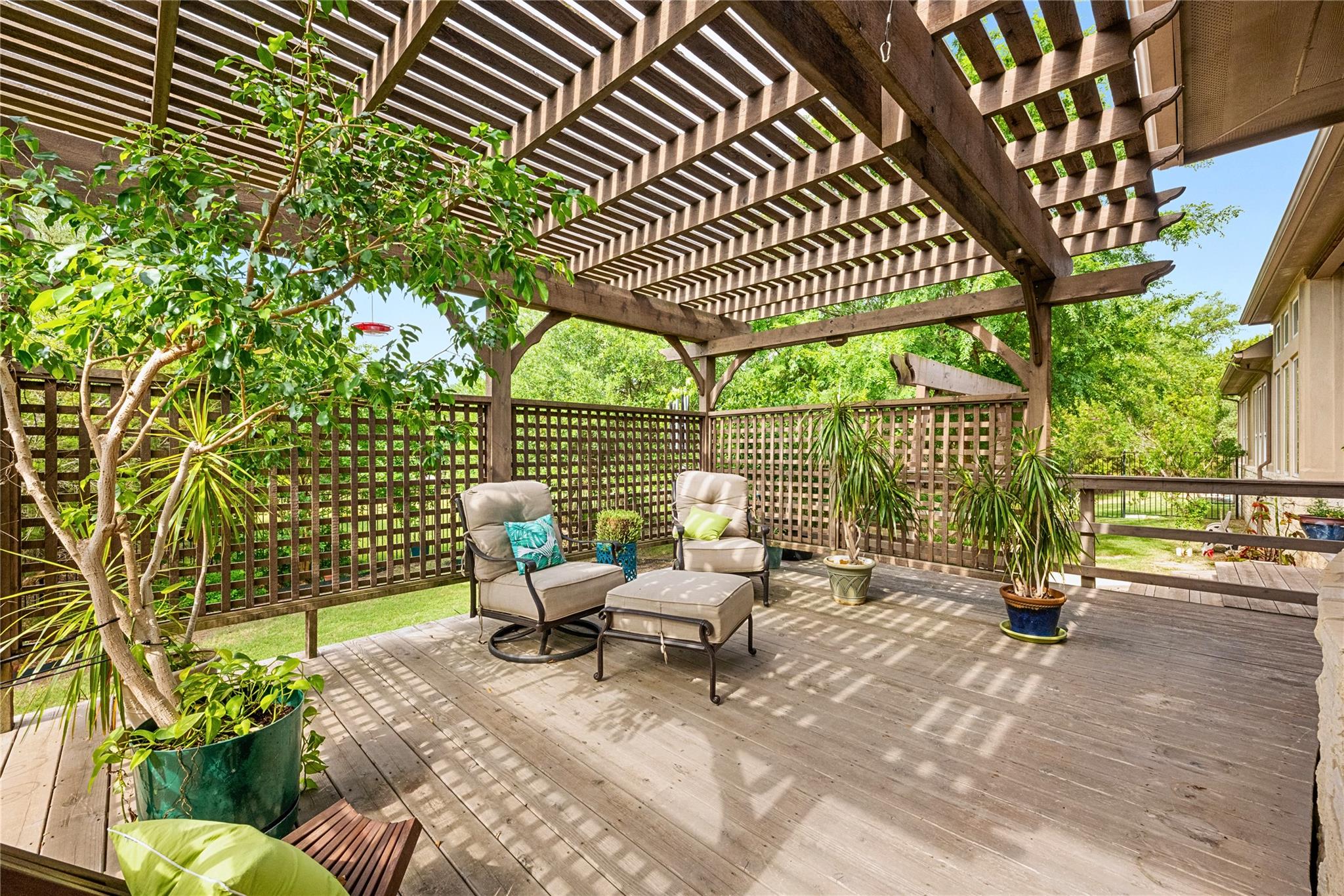 114 Hazelnut Ct, Driftwood, TX 78619