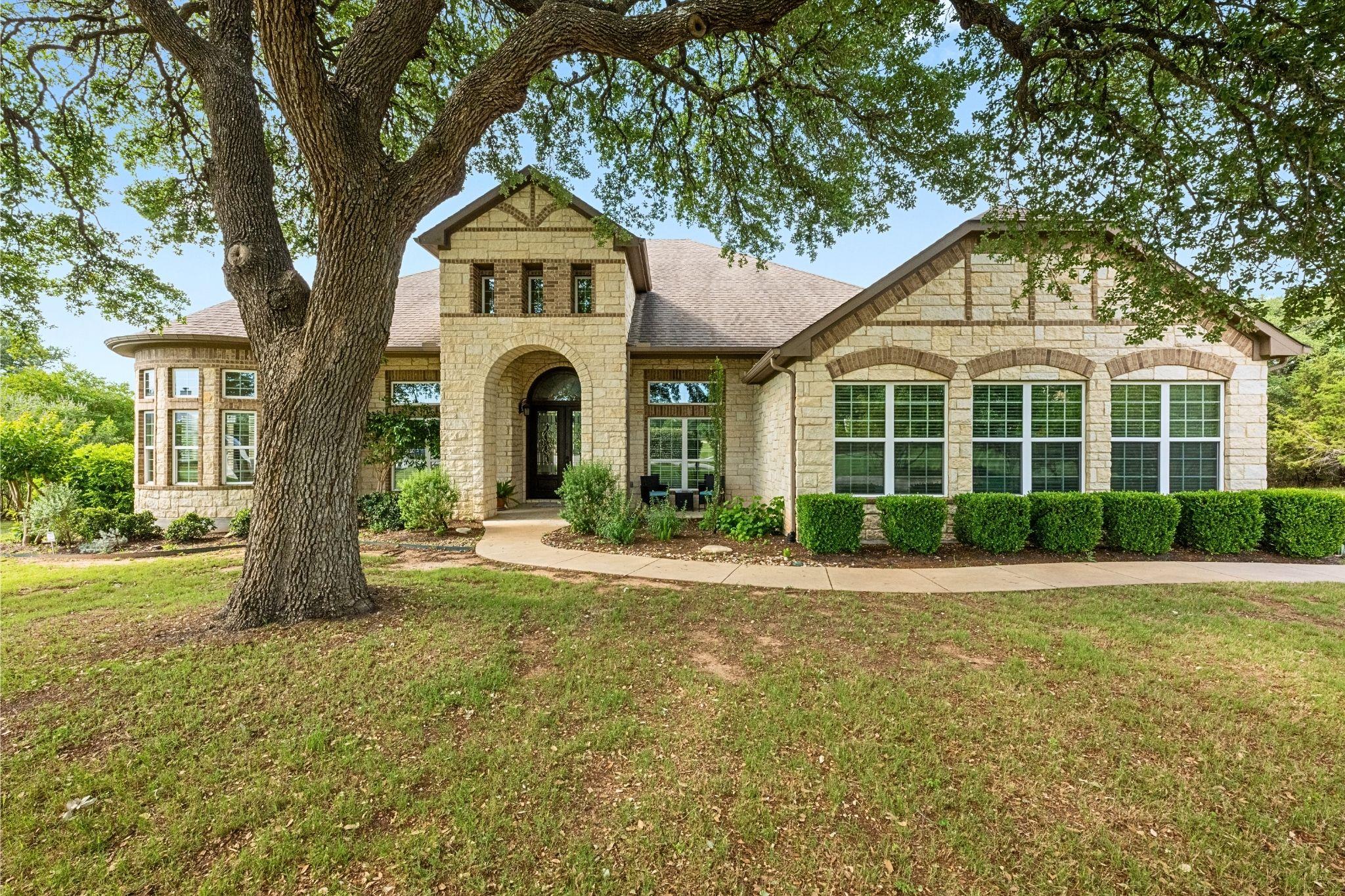 114 Hazelnut Ct, Driftwood, TX 78619