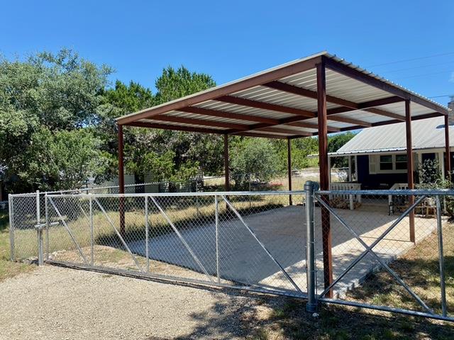 403 Kruse Loop, Lakehills, TX 78063