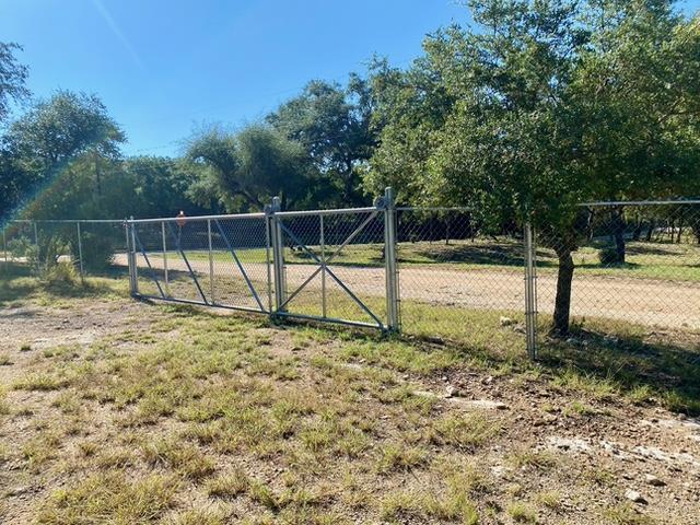 403 Kruse Loop, Lakehills, TX 78063