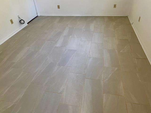 403 Kruse Loop, Lakehills, TX 78063