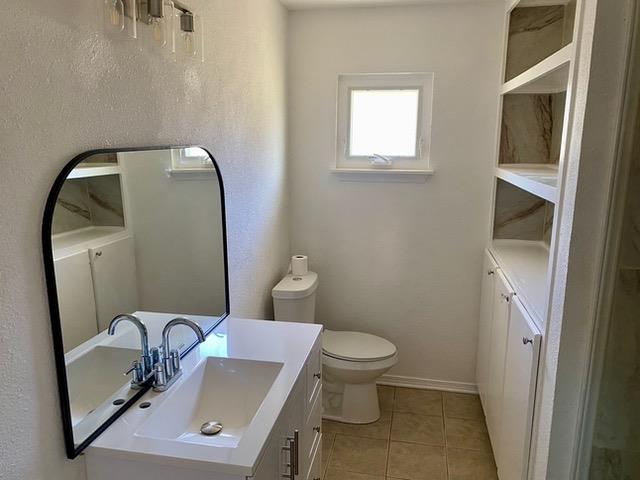 403 Kruse Loop, Lakehills, TX 78063