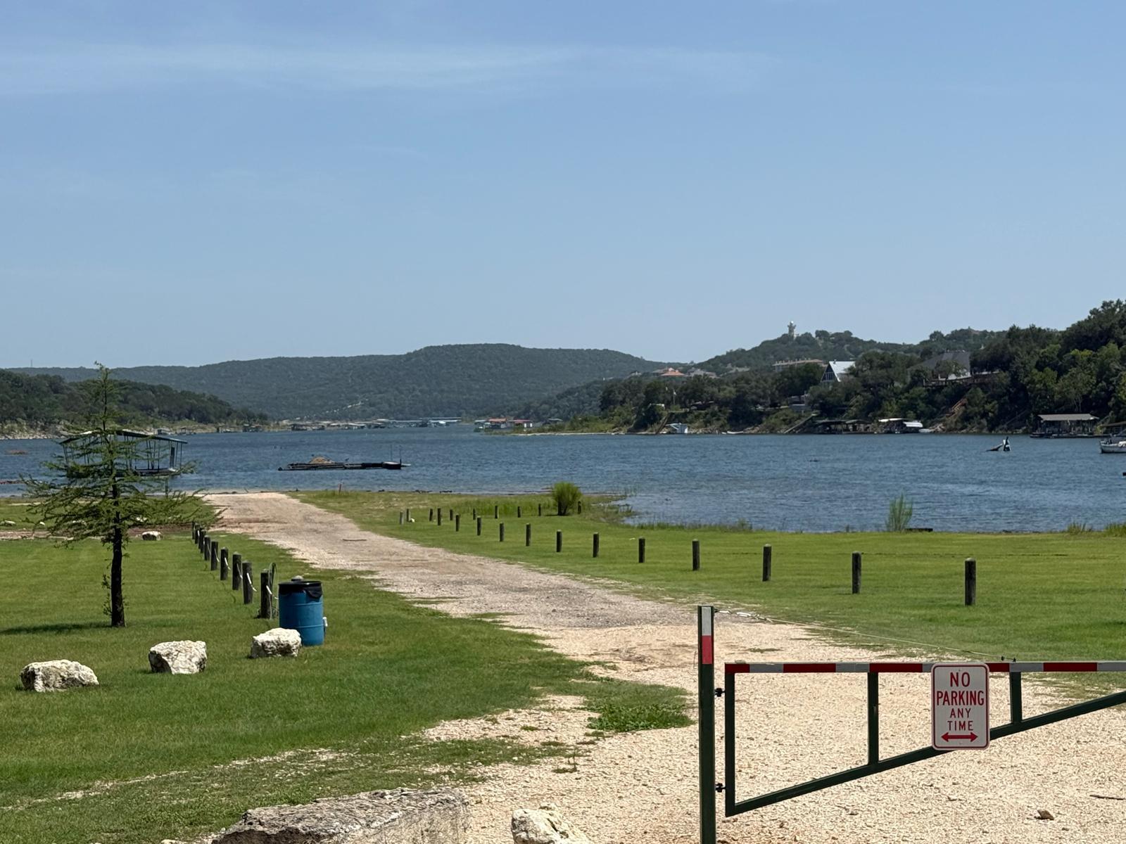 10304 Lakeside Dr, Jonestown, TX 78645