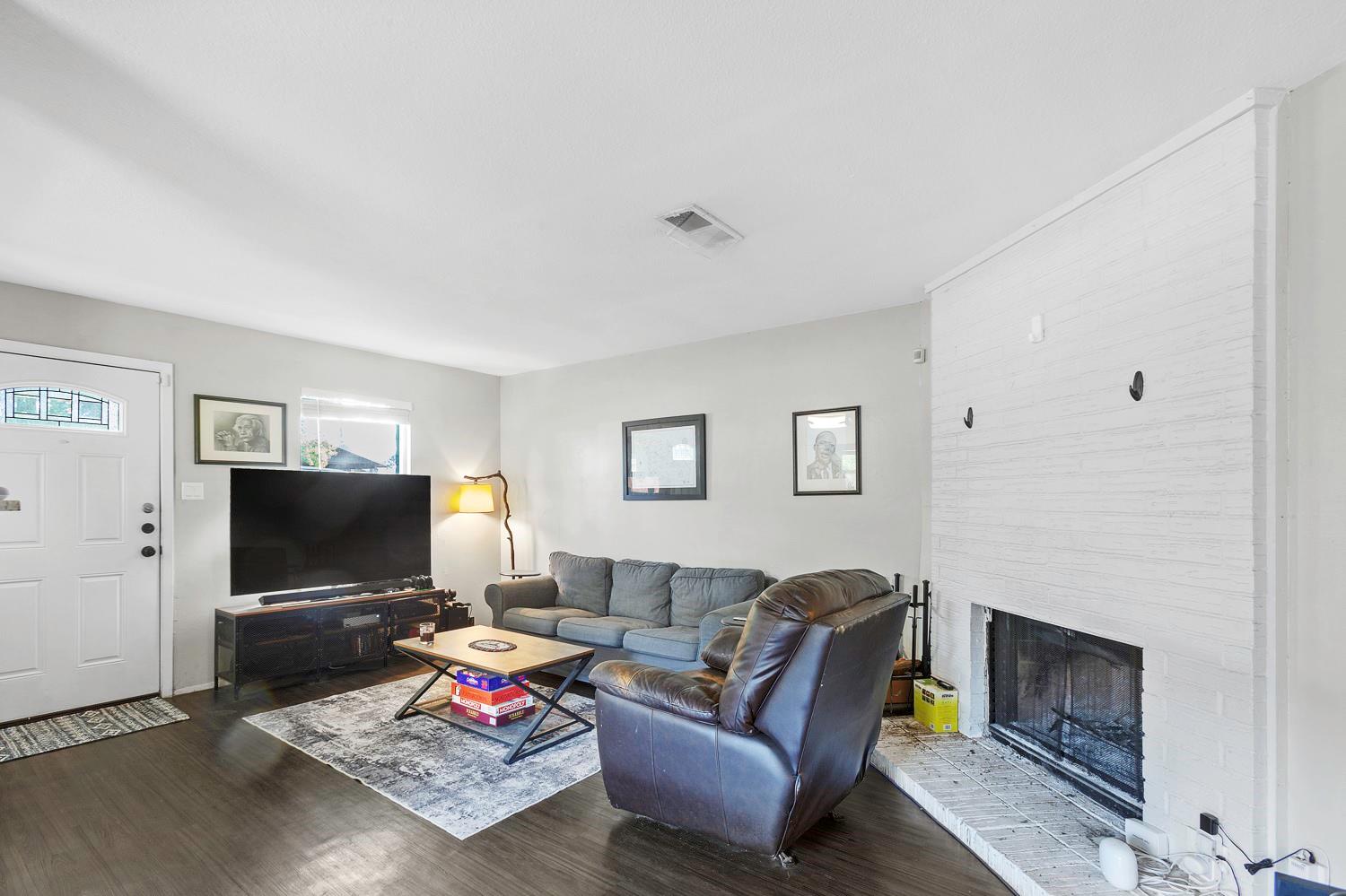 2003 Conestoga Trl # B, Austin, TX 78744